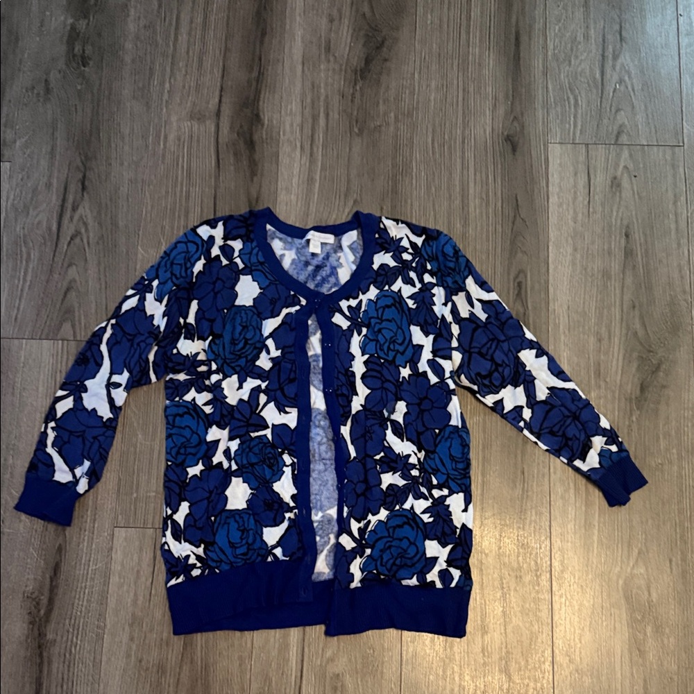 New York & Company Blue Floral Flowers Cardigan Sweater Size L EUC